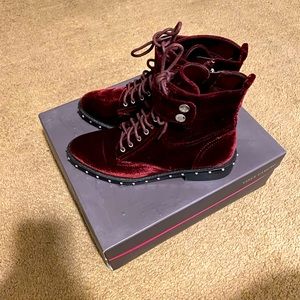 Womens Vince Camuto Boots (Burgandy Color) ((VELVET MATERIAL) CHECK PHOTOS